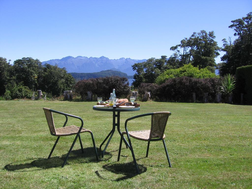 Murrells Grand View House Manapouri Exterior foto